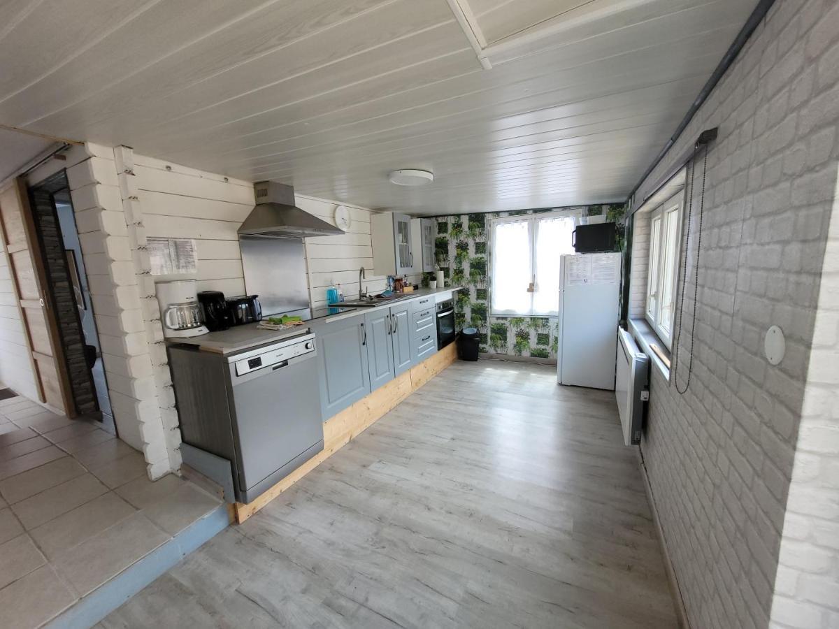 Beau Chalet 6 Personnes Avec Jacuzzi Tilly-sur-Seulles Exteriör bild